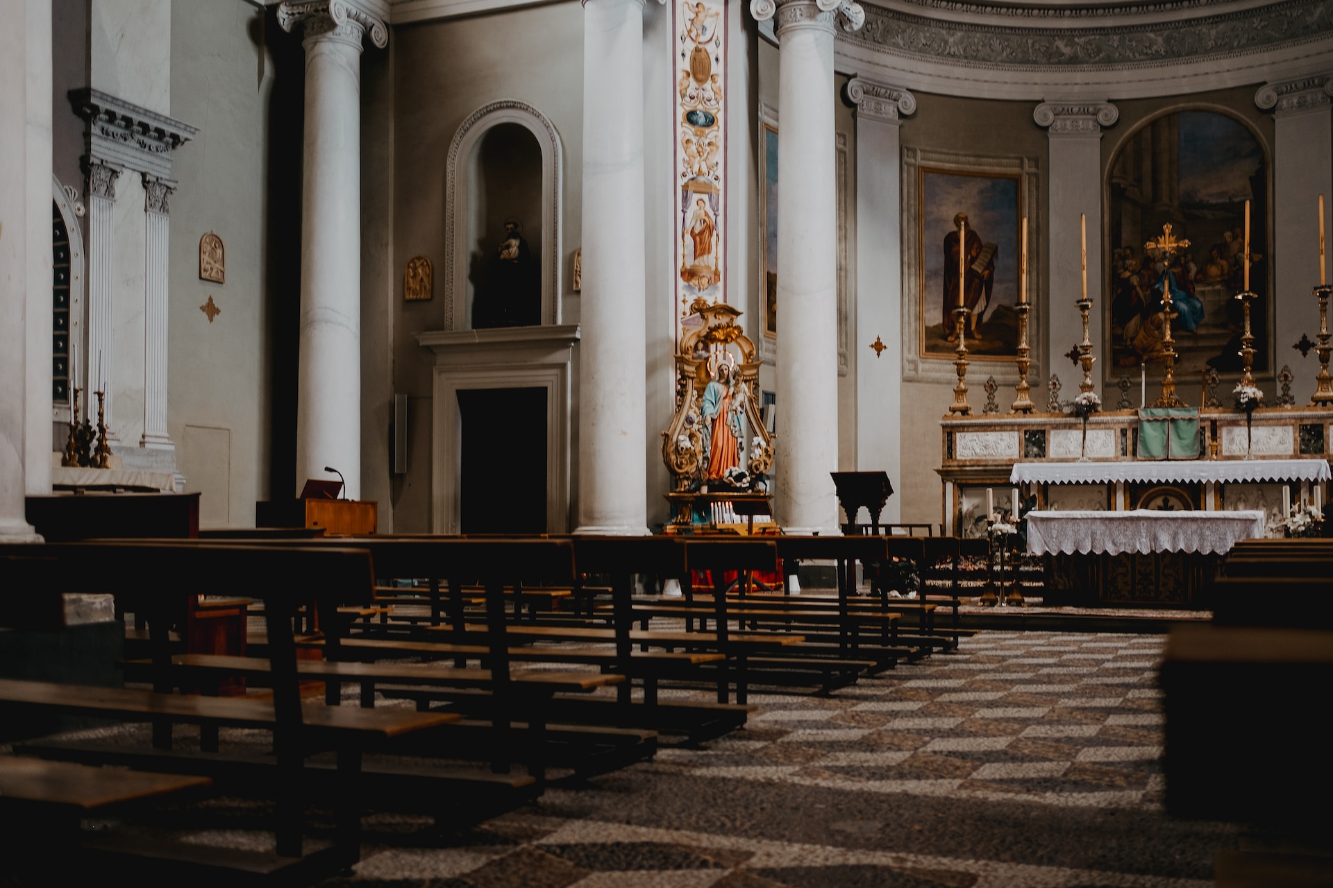 La Chiesa Di San Giovanni Battista in Pereto